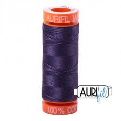 FIL COTON MAKO 50 AURIFIL 2581 Dark Dusty Grape - Petite bobine de 200 mètres