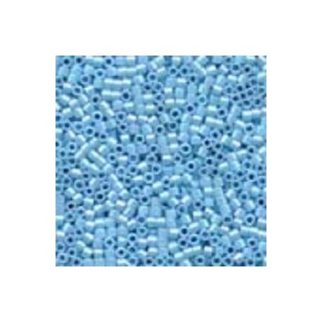 Perles Magnifica 10070 Opalescent Aqua