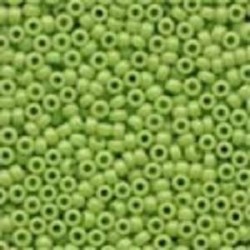 Perles Glass Seed 02066 Crayon Yellow Green