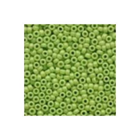 Perles Glass Seed 02066 Crayon Yellow Green