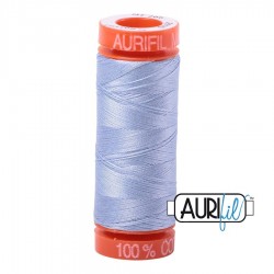 FIL COTON MAKO 50 AURIFIL 2770 Very Light Delft Blue - Petite bobine de 200 mètres