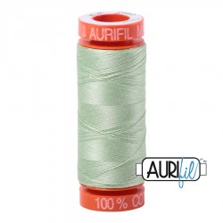 FIL COTON MAKO 50 AURIFIL 2880 Pale Green - Petite bobine de 200 mètres