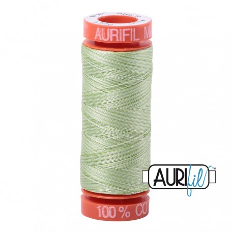 FIL COTON MAKO 50 AURIFIL 3320 Light Spring Green - Petite bobine de 200 mètres