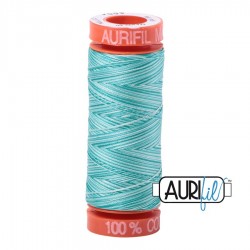 FIL COTON MAKO 50 AURIFIL 4654 Turquoise Foam - Petite bobine de 200 mètres