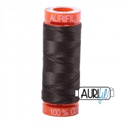 FIL COTON MAKO 50 AURIFIL 5013 Asphalt - Petite bobine de 200 mètres