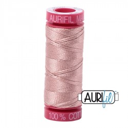 FIL COTON MAKO 12 AURIFIL 2375 Antique Blush - Petite bobine de 50 mètres