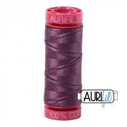 FIL COTON MAKO 12 AURIFIL 2568 Mulberry - Petite bobine de 50 mètres