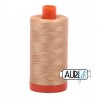 FIL COTON MAKO 50 AURIFIL 2318 Cachemire - Grosse bobine de 1300 mètres