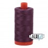 FIL COTON MAKO 50 AURIFIL 2568 Mulberry - Grosse bobine de 1300 mètres