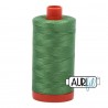 FIL COTON MAKO 50 AURIFIL 2884 Green Yellow - Grosse bobine de 1300 mètres