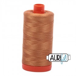 FIL COTON MAKO 50 AURIFIL 2930 Golden Toast - Grosse bobine de 1300 mètres