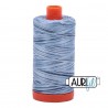 FIL COTON MAKO 50 AURIFIL 4669 Stonewash Blues - Grosse bobine de 1300 mètres