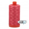 FIL COTON MAKO 50 AURIFIL 5002 Medium Red - Grosse bobine de 1300 mètres