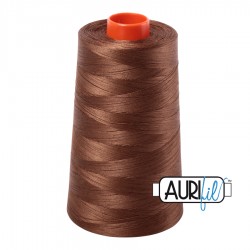 FIL COTON MAKO 50 AURIFIL 2372 Dark Antique Gold - Cône de 5900 mètres