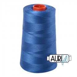 FIL COTON MAKO 50 AURIFIL 2730 Delft Blue - Cône de 5900 mètres