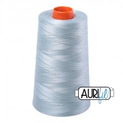 FIL COTON MAKO 50 AURIFIL 2847 Bright Grey Blue - Cône de 5900 mètres