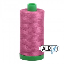 FIL COTON MAKO 40 AURIFIL 2450 Rose - Grosse bobine de 1000 mètres