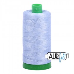 FIL COTON MAKO 40 AURIFIL 2770 Very Light Delft Blue - Grosse bobine de 1000 mètres