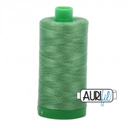 FIL COTON MAKO 40 AURIFIL 2884 Green Yellow - Grosse bobine de 1000 mètres