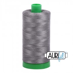 FIL COTON MAKO 40 AURIFIL 5004 Grey Smoke - Grosse bobine de 1000 mètres