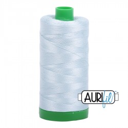 FIL COTON MAKO 40 AURIFIL 5007 Light Grey Blue - Grosse bobine de 1000 mètres