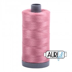 FIL COTON MAKO 28 AURIFIL 2445 Victorian Rose - Grosse bobine de 750 mètres