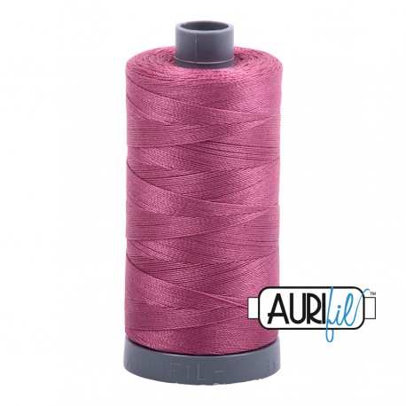 FIL COTON MAKO 28 AURIFIL 2450 Rose - Grosse bobine de 750 mètres