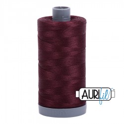 FIL COTON MAKO 28 AURIFIL 2468 Dark Wine - Grosse bobine de 750 mètres