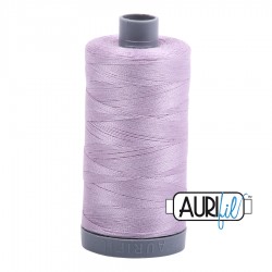 FIL COTON MAKO 28 AURIFIL 2562 Lilac - Grosse bobine de 750 mètres