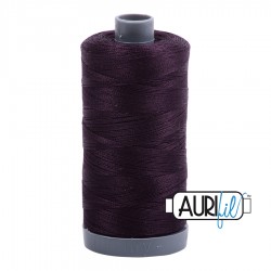 FIL COTON MAKO 28 AURIFIL 2570 Aubergine - Grosse bobine de 750 mètres