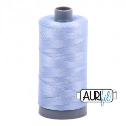 FIL COTON MAKO 28 AURIFIL 2770 Very Light Delft Blue - Grosse bobine de 750 mètres