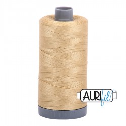 FIL COTON MAKO 28 AURIFIL 2915 Very Light Brass - Grosse bobine de 750 mètres