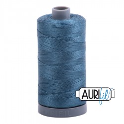 FIL COTON MAKO 28 AURIFIL 4644 Smoke Blue - Grosse bobine de 750 mètres