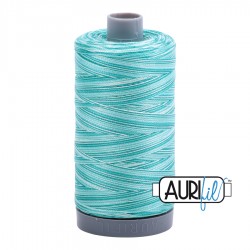 FIL COTON MAKO 28 AURIFIL 4654 Turquoise Foam - Grosse bobine de 750 mètres