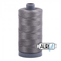 FIL COTON MAKO 28 AURIFIL 5004 Grey Smoke - Grosse bobine de 750 mètres