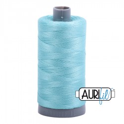 FIL COTON MAKO 28 AURIFIL 5006 Light Turquoise - Grosse bobine de 750 mètres