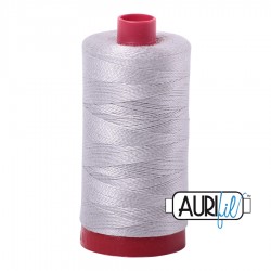 FIL COTON MAKO 12 AURIFIL 2615 Aluminium - Grosse bobine de 325 mètres