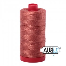 FIL COTON MAKO 12 AURIFIL 6728 Cinnabar - Grosse bobine de 325 mètres