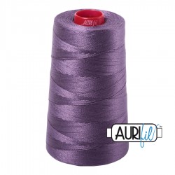 FIL COTON MAKO 12 AURIFIL 6735 Plumtastic - Cône de 1750 mètres