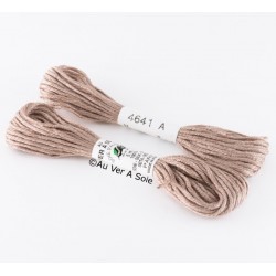 Soie d'Alger N° 4641 Gamme Raisin (5m)