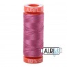 FIL COTON MAKO 50 AURIFIL 2452 Dusty Rose - Petite bobine de 200 mètres